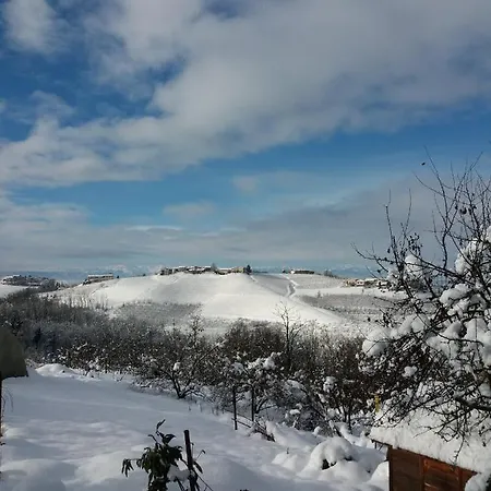 Sant'anna 21 4* Monforte dʼAlba