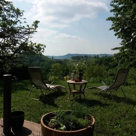 فندق مبيت وإفطار Sant'anna 21 Monforte dʼAlba