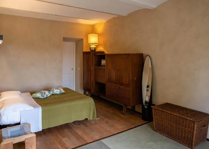 Sant'anna 21 Frühstückspension Monforte dʼAlba