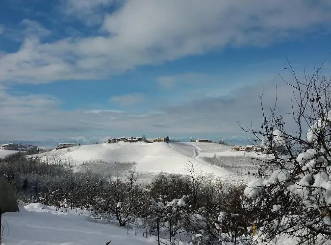 Sant'anna 21 4* Monforte dʼAlba
